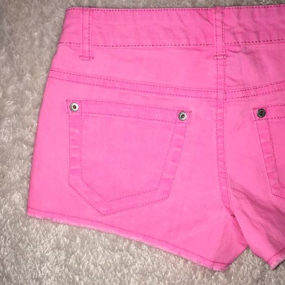 Bright pink shirts - Picture 5 of 6